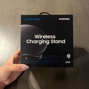 Samsung Wireless Charging Stand